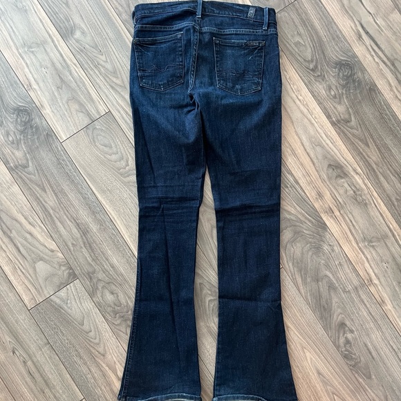 7 for all mankind flare jean - Picture 3 of 4